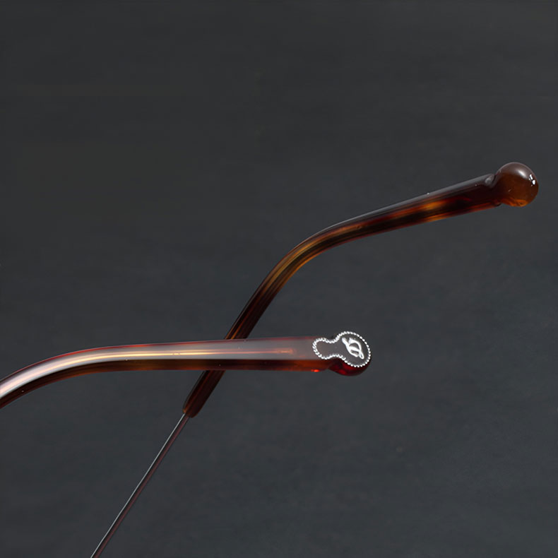 【職人の技が光る一本】| Eterlens 16.5g フルリムチタンメガネ| デザイナーコレクションスクエア型 | チタン鼻パッド | 老眼鏡 度付き - 商品画像 12/14 (Round Progressive)