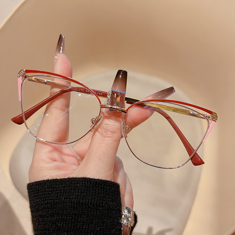 大人の遊び心をくすぐる 猫モチーフの伊達メガネ-老眼鏡 おしゃれ-Eterlens