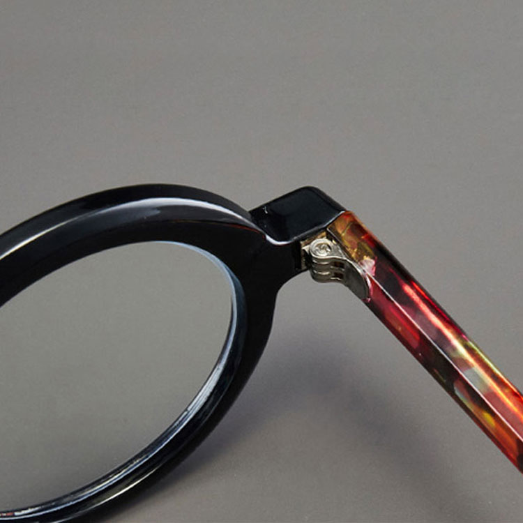 レトロな丸型フレームのブルーライトカット老眼鏡 | Round BlueGuard - 商品画像 4/9