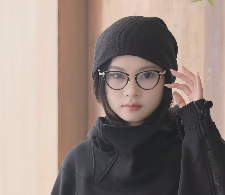 Eterlens｜Meka Kyatto｜ギミックで伸びる、12.8gの“知性派”キャットアイ	