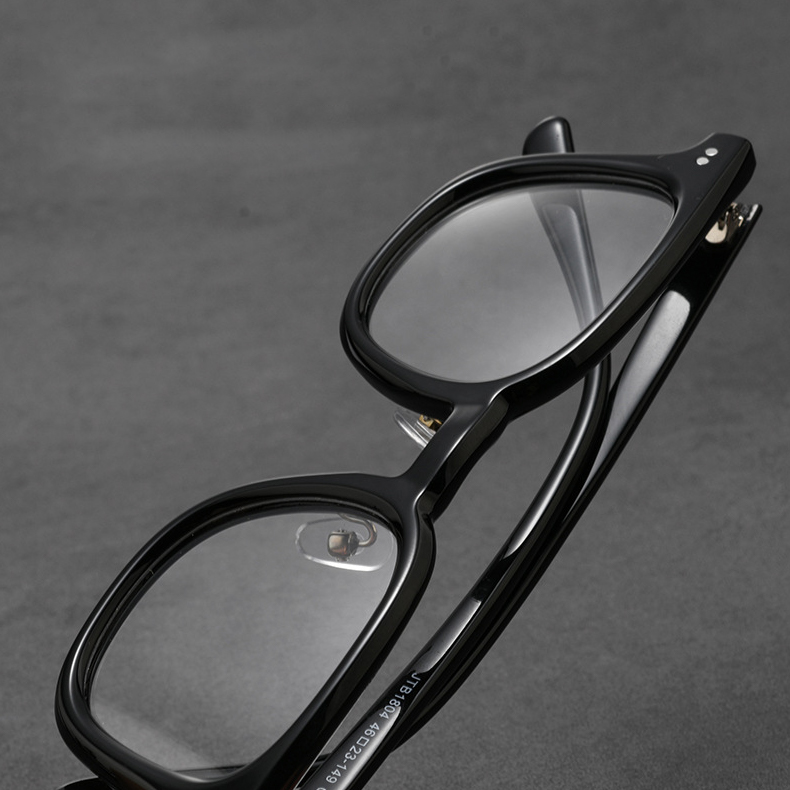 Eterlens｜ウェリントン型小さめフレームメガネ｜クラシックな太セル