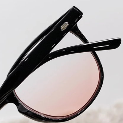 Eterlens｜チーク効果付き キーホールブリッジ｜ブルーライトカット｜おしゃれで若く見える老眼鏡-Eterlens