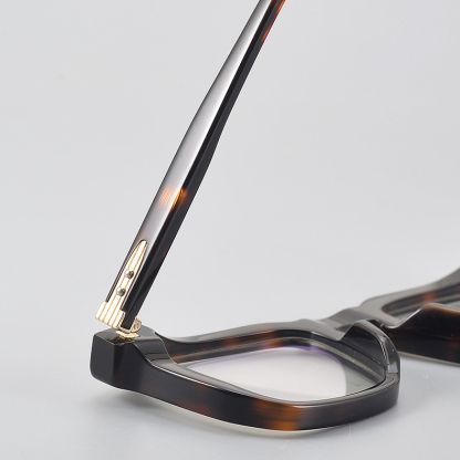 Eterlens｜ウェリントン型アセテート製素顔に映えるメガネ｜アート感漂う太縁｜オーダーメイド