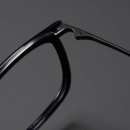 Eterlens｜高級感のある超軽量チタン｜度付き対応｜ビジネスレトロメガネ-Eterlens