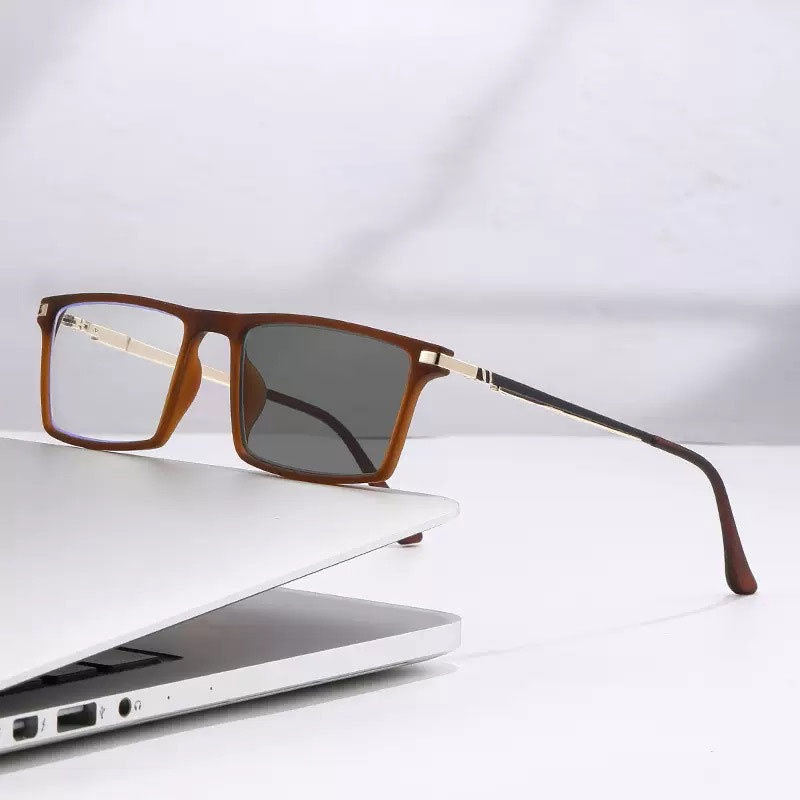 Eterlens 多焦点遠近両用調光老眼鏡-Eterlens