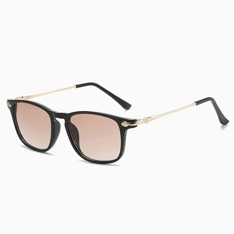 Eterlens 老眼鏡|デュアル・スタイル | 1つのレンズで2つの機能を持つ遠近両用サングラス | UVカット ウェリントン 黒金デザイン おしゃれ - 商品画像 3/8 (Wellington SunReader)