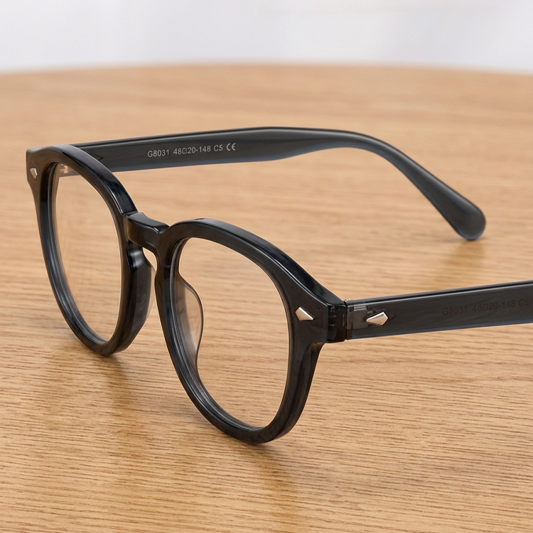 Eterlens│知的なムードを纏うボストン型メガネ