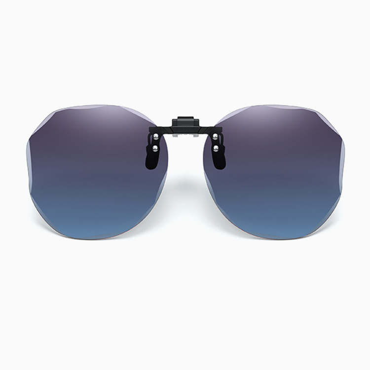 Eterlens｜ドライブ専用UVカット｜調光・偏光・眩しさ対策｜跳ね上げ式クリップオンサングラス