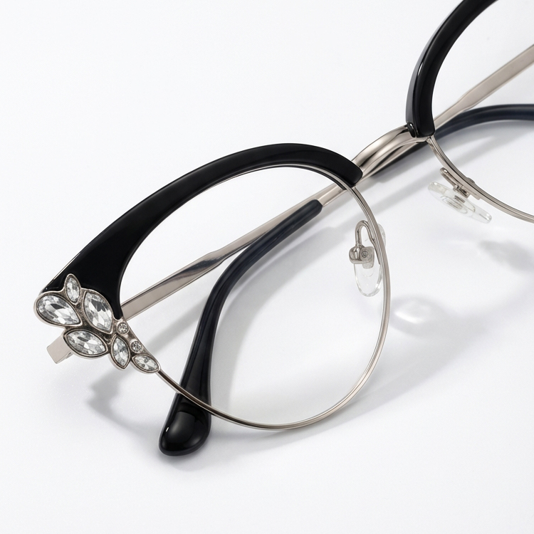 Eterlens│クラシックでレトロなキャットアイ型メガネ
