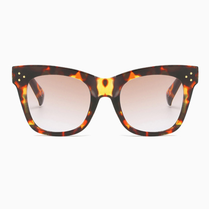 Eterlens｜グラデーションカラーレンズ｜紫外線防止｜老眼鏡・サングラスの2in1-Eterlens