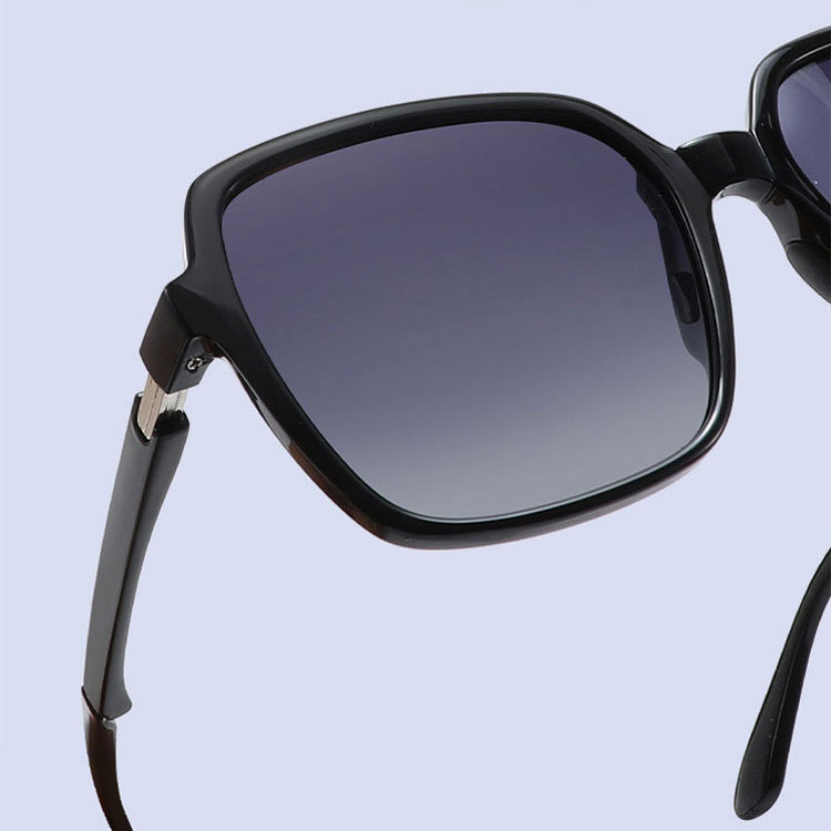 Eterlens | 大きめスクエアフレーム | グラデーションレンズ | 折りたたみ可能  UV400  サングラス-Eterlens