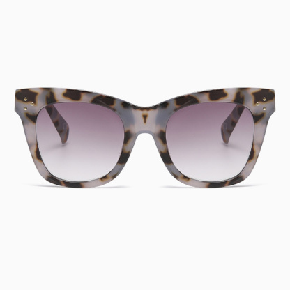 Eterlens｜グラデーションカラーレンズ｜紫外線防止｜老眼鏡・サングラスの2in1-Eterlens