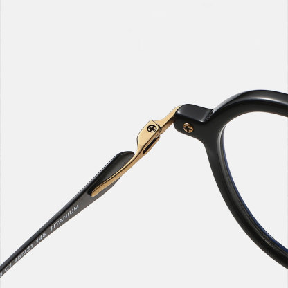 Eterlens|ミニマルなチタン製小さめメガネ|クラシックレトロ