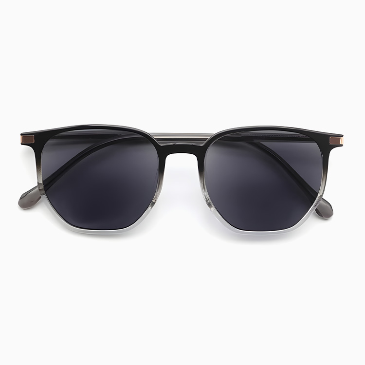 Eterlens｜高級感あふれる老眼鏡機能付きサングラス｜紫外線防止｜老眼鏡・サングラスの2in1-Eterlens