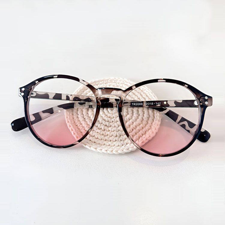 Eterlens | ビッグフレームチークメガネ | 小顔効果ブルーライトカット | 素顔に映える