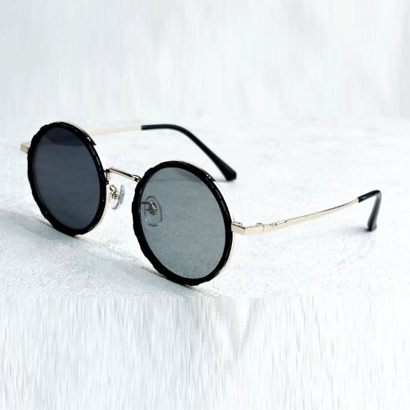 Eterlens 9段階手動調光可能のサングラス