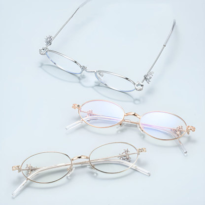 【まるで顔のジュエリー】Eterlens 知性の窓｜横顔に輝く「ラインストーン」付き オーバル｜軽量 上品｜老眼鏡 度付き - 商品画像 7/9 (Round Progressive)