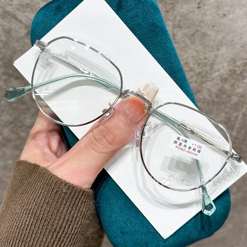 メタルフルフレーム老眼鏡