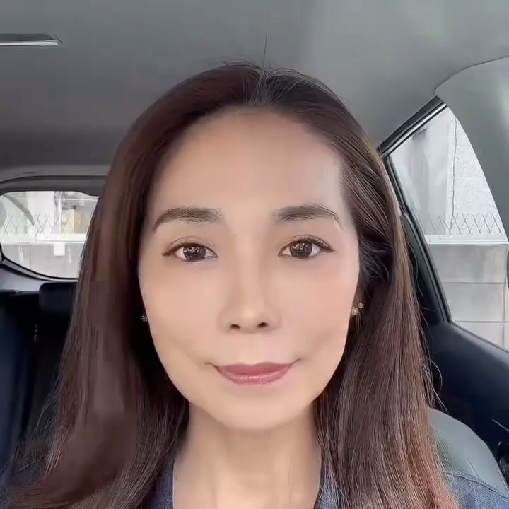 フォックス型 エレガントでおしゃれな 若見えブルーライトカットリーディンググラス | Eterlens