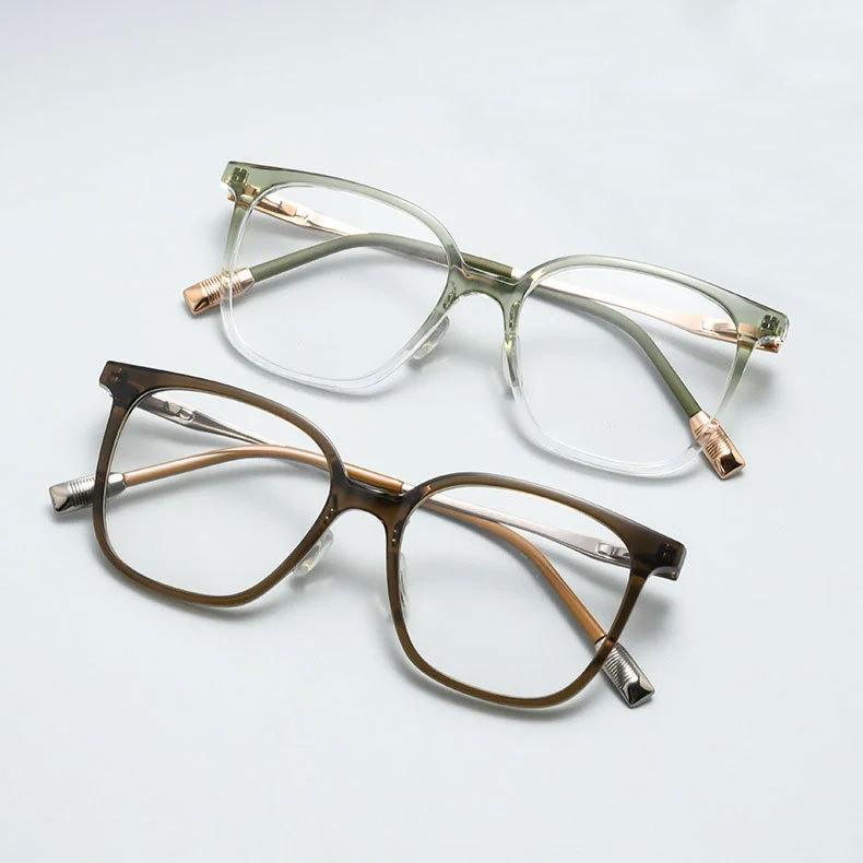 Eterlens｜レトロ感漂うビッグフレームメガネ | ファッショナブルなグラデーションカラー｜素っぴんでも盛れる一本