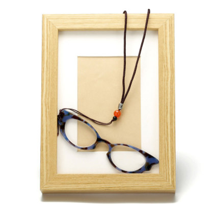 Eterlens｜軽量で首に掛けられる手持ち老眼鏡