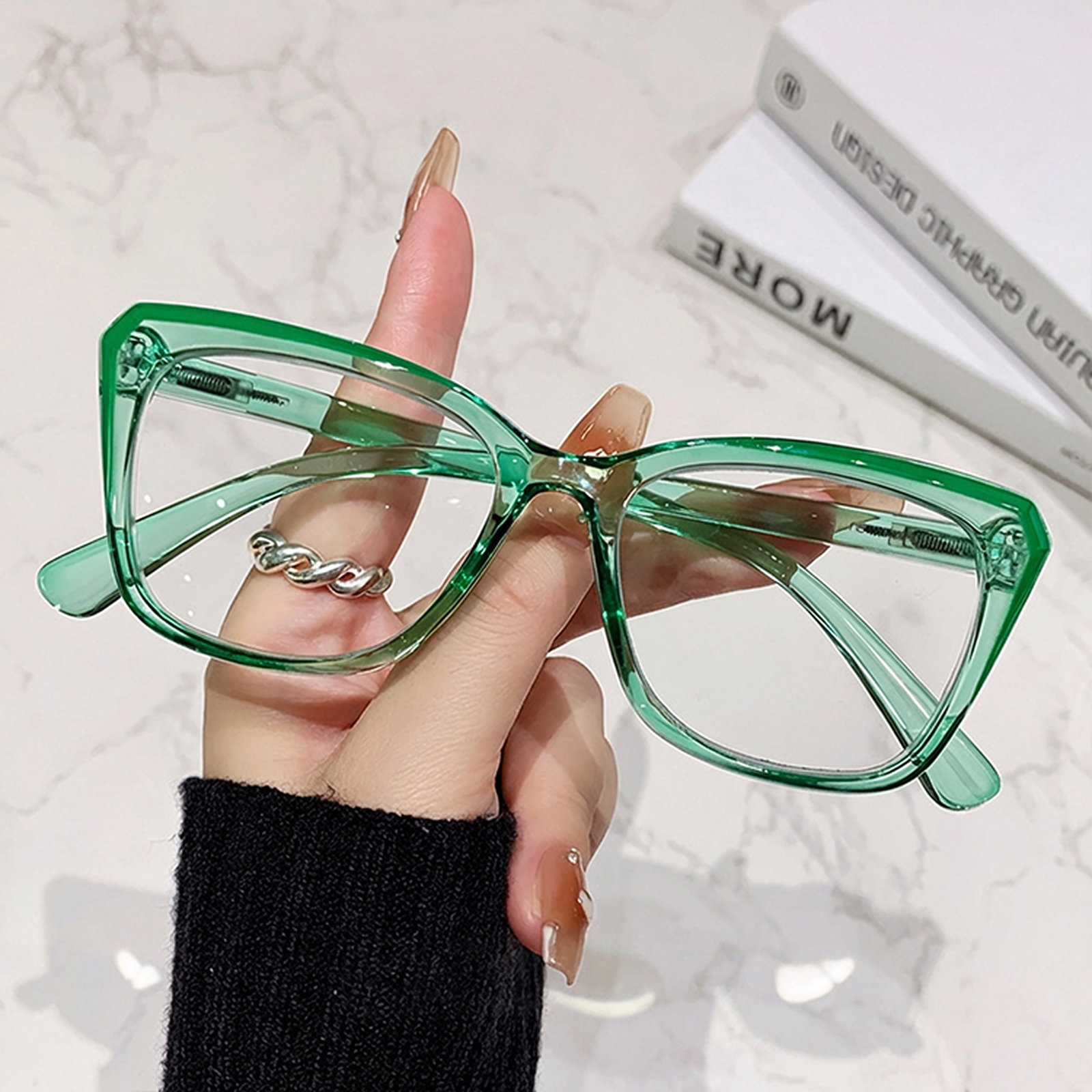 【顔まわりをすっきり見せる印象・遠近両用】Eterlens 老眼鏡 おしゃれ キャットアイ | 調光レンズ 室内外兼用 | 累進多焦点・ブルーライトカット・レディース - 商品画像 10/14 (CatEye Progressive)