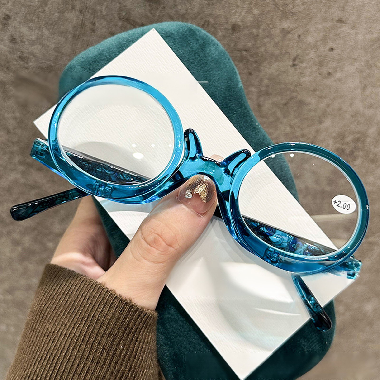 跳ね上げ式老眼鏡 | 丸顔 BlueGuard | Eterlens 商品画像 7