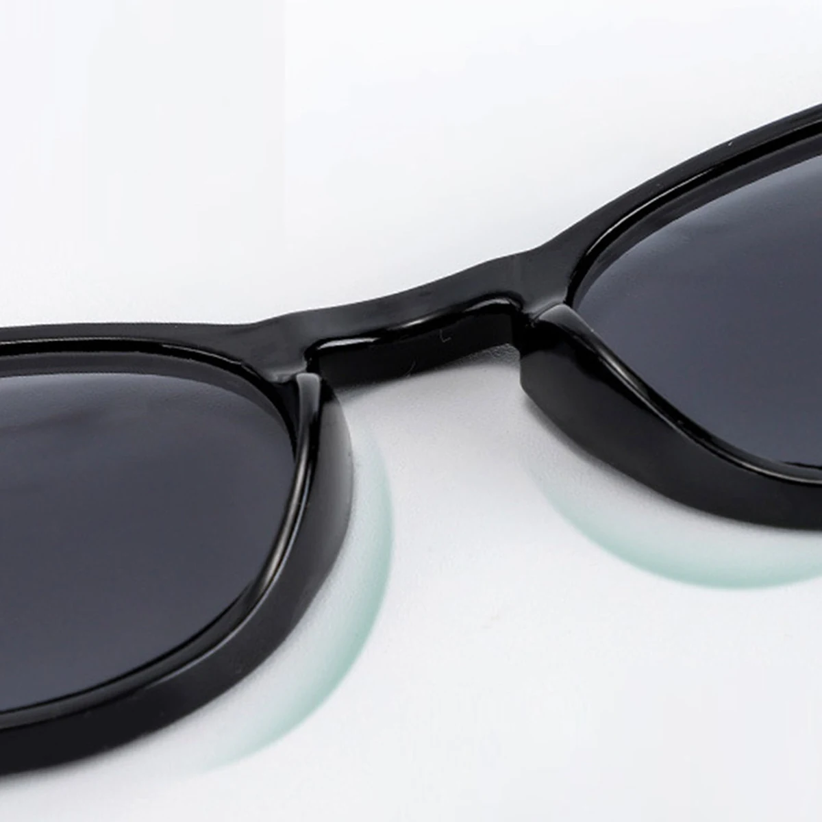 超軽量老眼鏡機能付きサングラス｜UVカット・ブルーライトカット｜老眼鏡・サングラスの2in1 | Boston SunReader - 商品画像 4/9