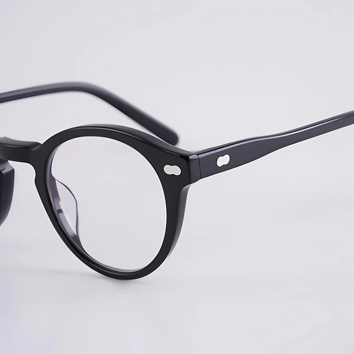 【1本3役】Eterlens | クラシックとモダンが調和するボストンフレーム｜遠近両用・調光レンズ搭載｜街歩きから釣りまで活躍