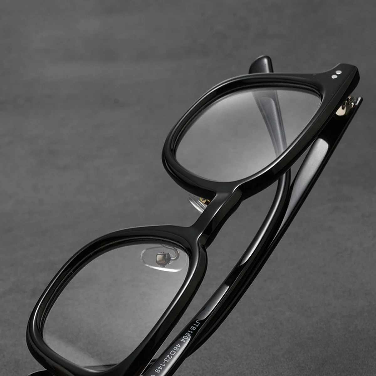 【小顔効果・鼻パッド付】Eterlens 知性の窓 メガネ 度付き おしゃれ ウェリントン | アセテート太縁フレーム | べっ甲柄レトロ・男女兼用 - 商品画像 3/9 (Wellington RxReady)