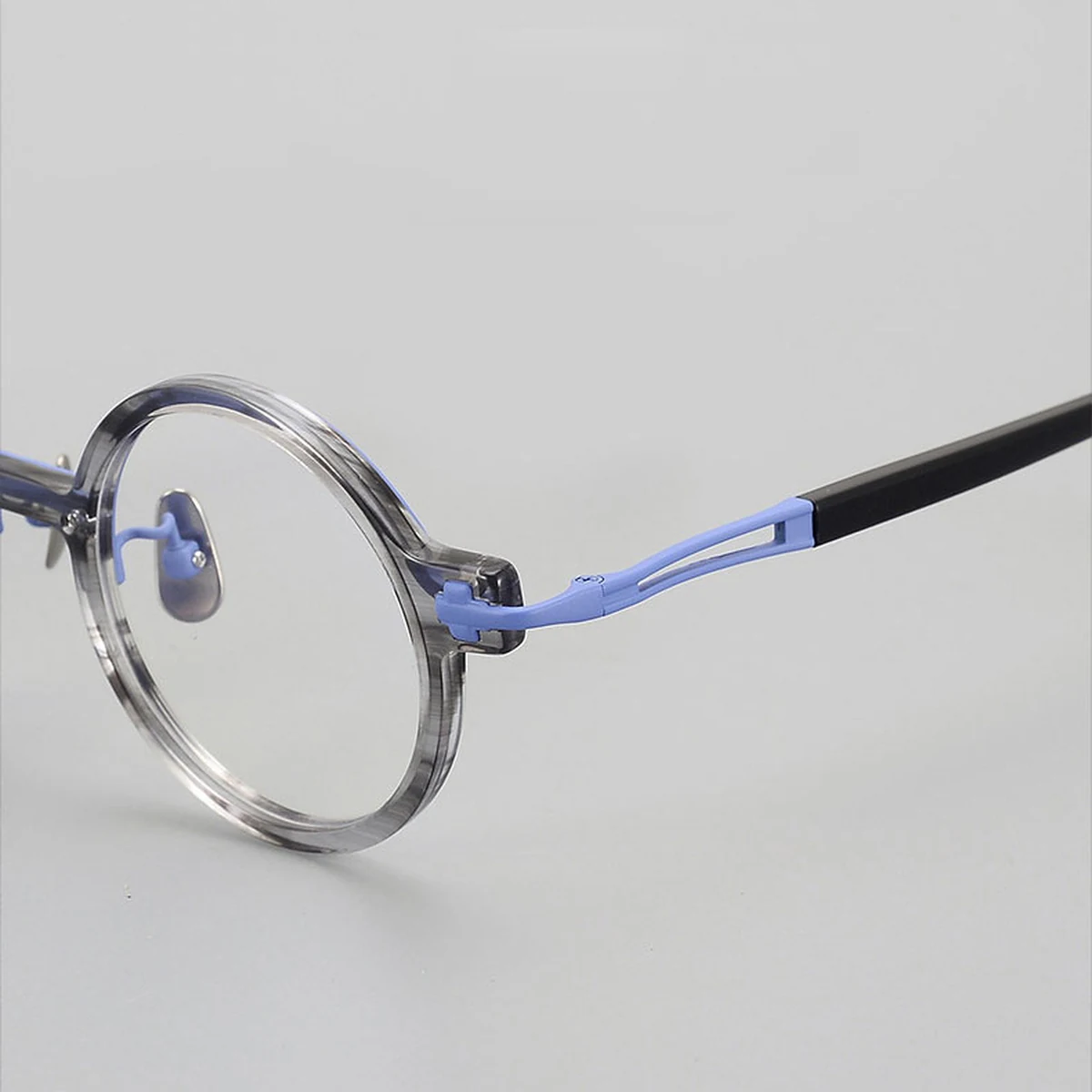 【個性的・異素材MIX】Eterlens  時の円環メガネ14.5g  度付き おしゃれ 丸メガネ | 純チタン+アセテート素材 | レトロ黒縁・男女兼用 - 商品画像 5/14 (Round RxReady)