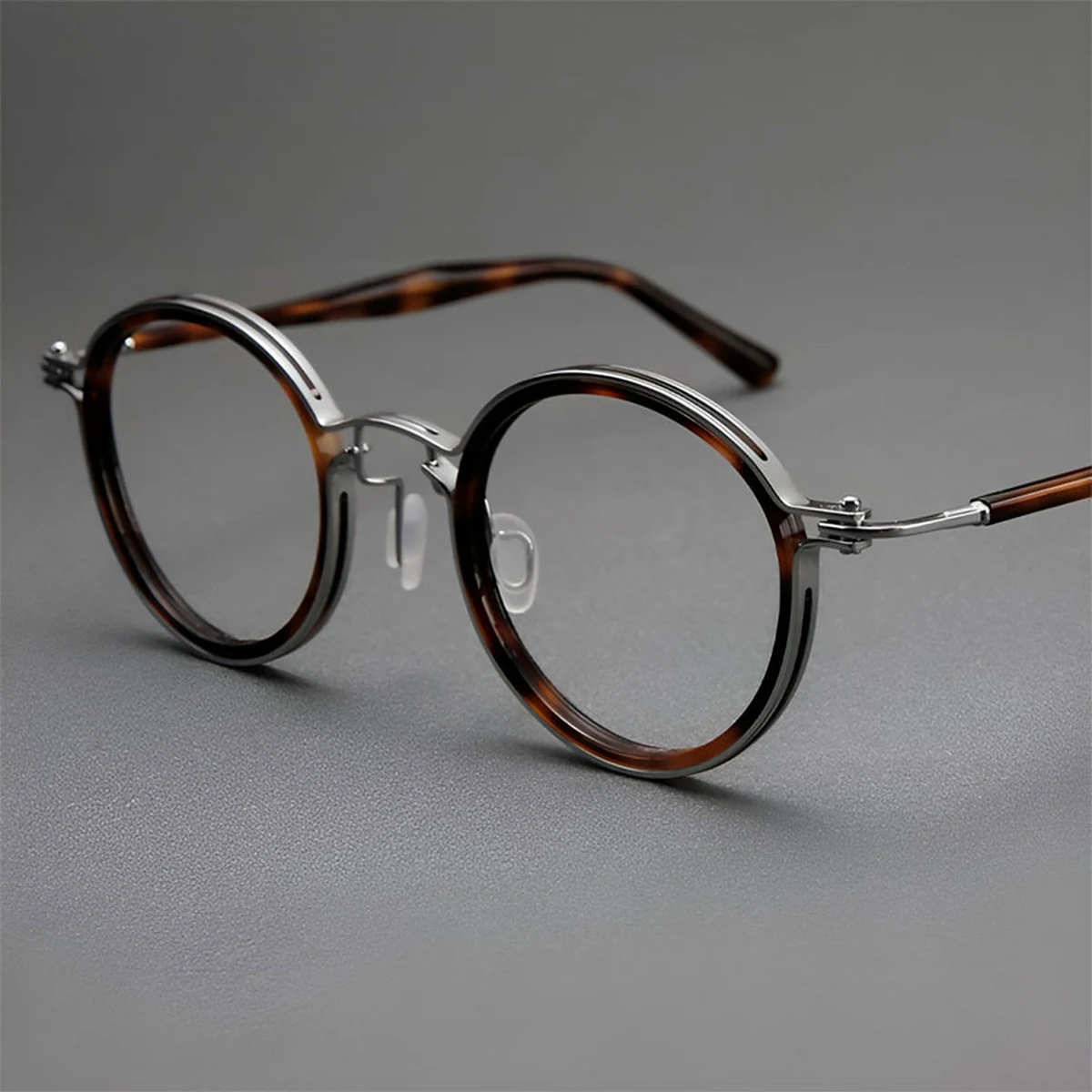 【鯖江風・14.7g超軽量】Eterlens 老眼鏡 おしゃれ 丸メガネ Retro-Classic 14 | 純チタン製 遠近両用 調光対応 | 度付き対応可能・匠の仕上がり - 商品画像 6/16 (Boston Progressive