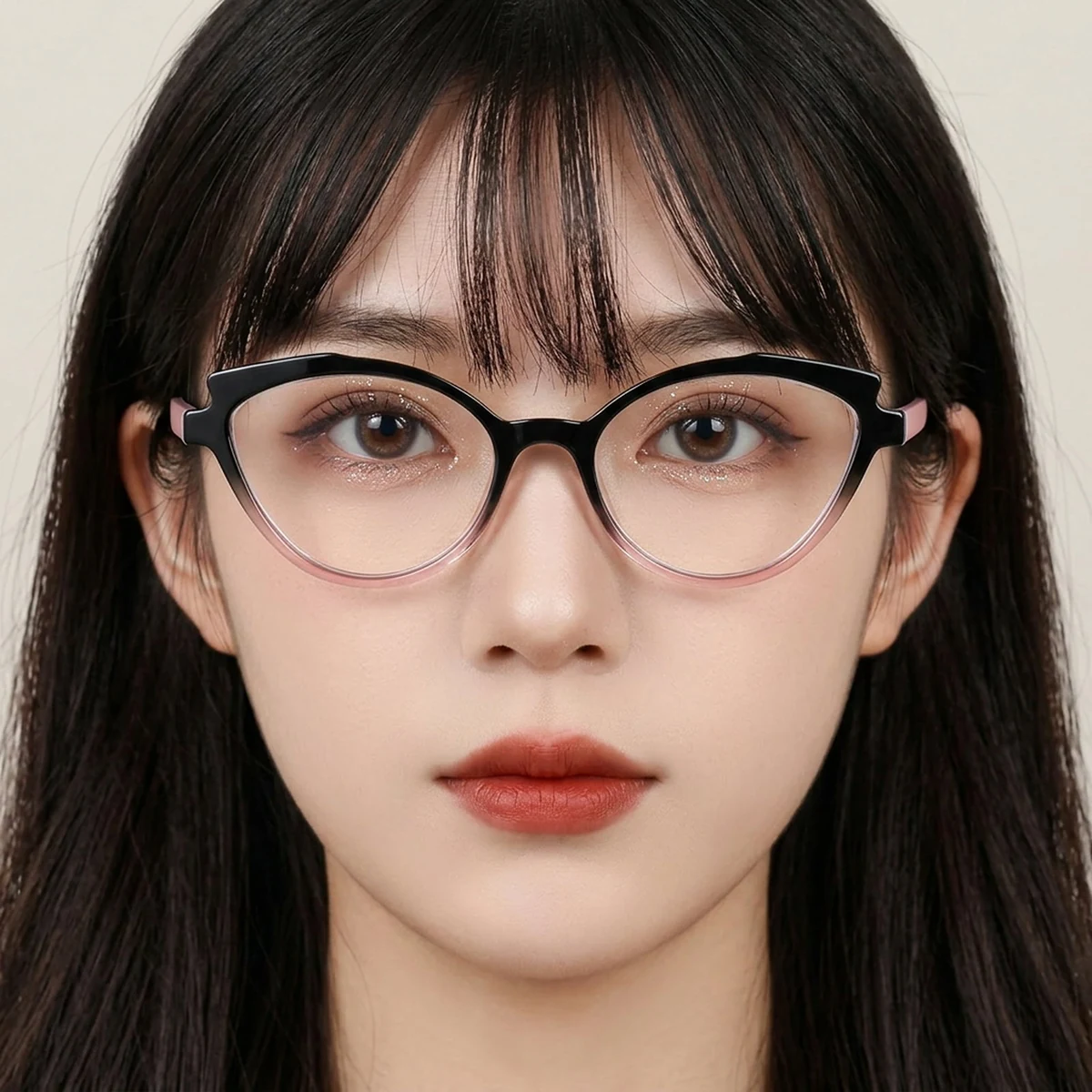キャットアイ 青瞳こねこ、新型ブルーライトカット老眼鏡 | CatEye BlueGuard | Eterlens - model wearing image (AI generated, QA passed)