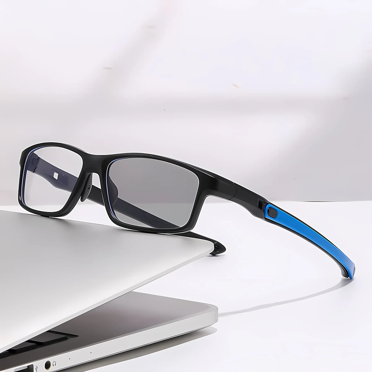 Eterlens 変形するアイウェア【THE CONNECT】| 激しい動きでも絶対に落ちない。| 遠近両用・調光・ブルーライトカットの全部入り - 商品画像 12/14 (Square Progressive)
