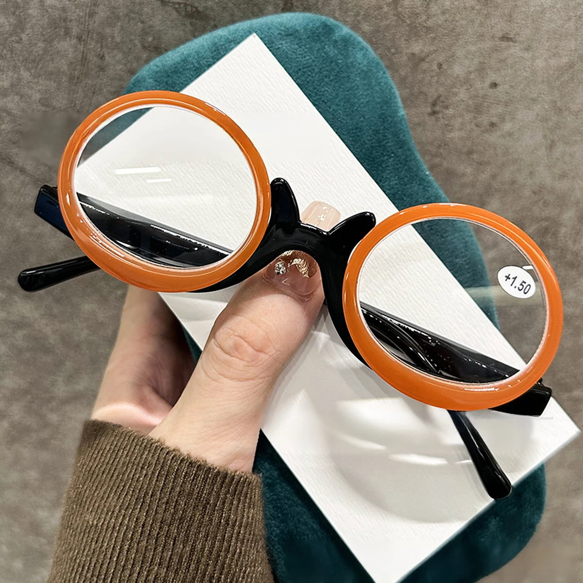 跳ね上げ式老眼鏡 | Round BlueGuard - 商品画像 9/13
