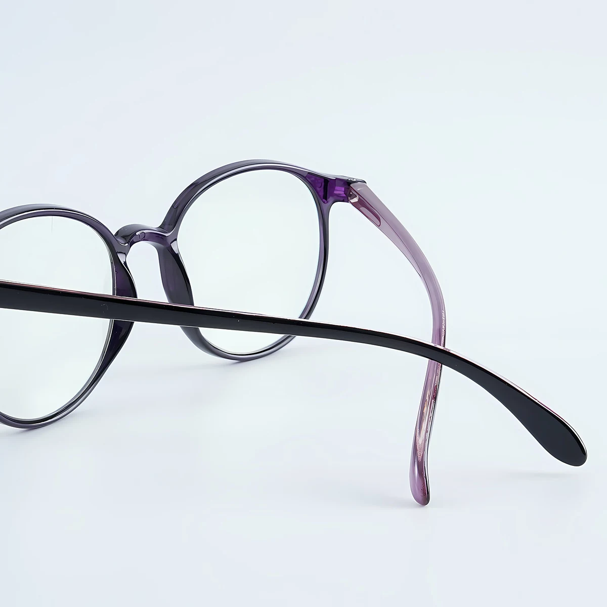 8g 超軽量ブルーライトカット若見え老眼鏡 | Boston BlueGuard | Eterlens