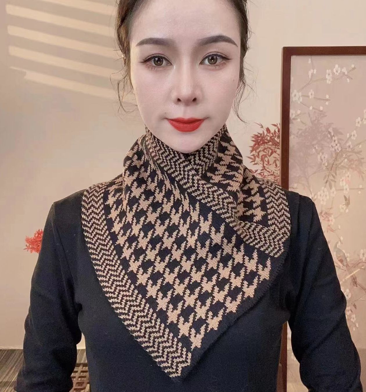 護衣領百搭針織三角巾