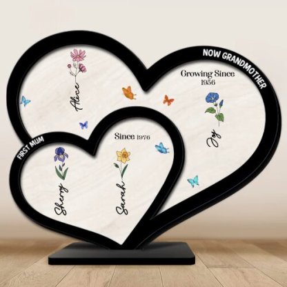 Personalised Heart Wooden Plaque with 1–10 Names, 2 Years and 10 Flowers – Custom Family Gift for Mum or Grandma | Jessemade