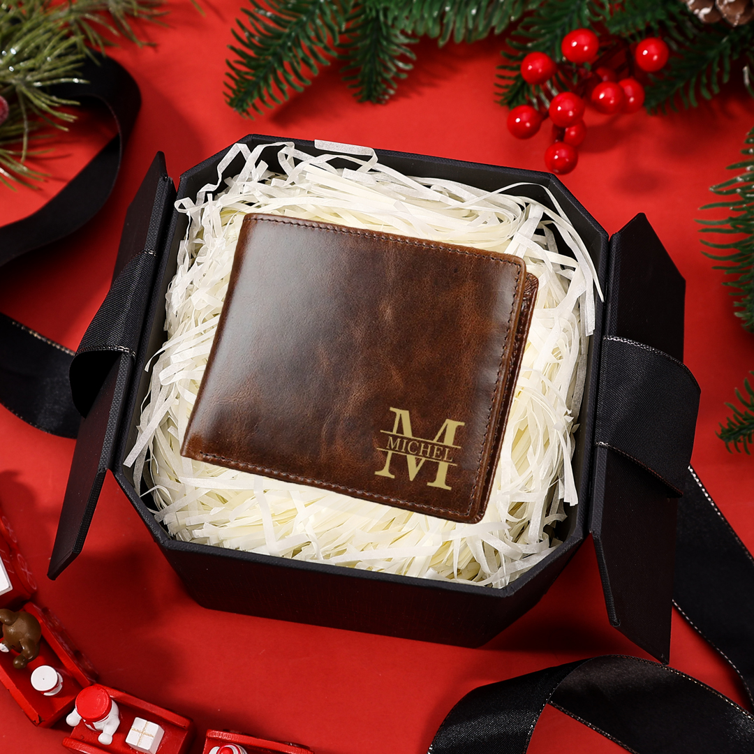 Personalized Genuine Leather folding men's Wallet Gift for Him