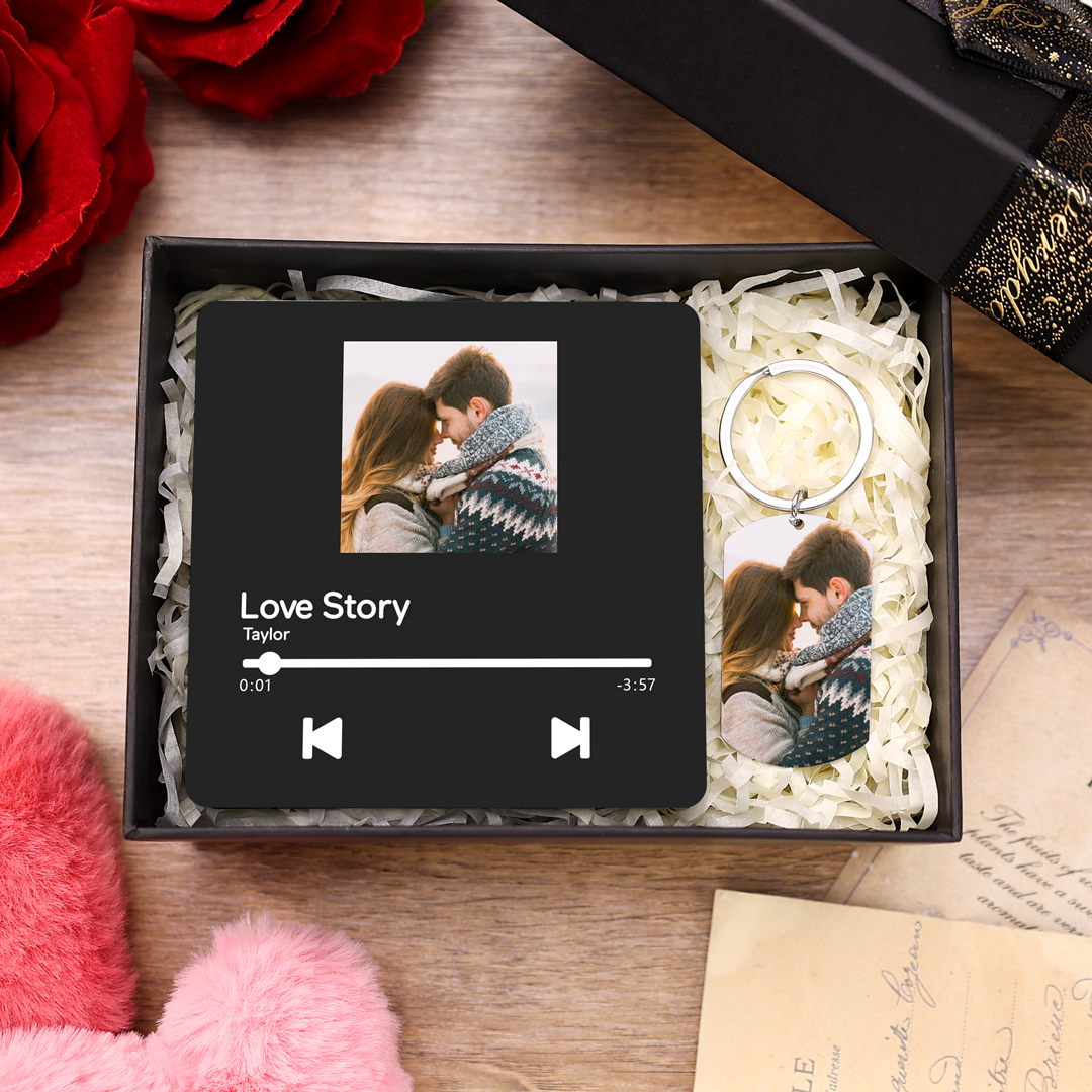 Personalised Music Fridge Magnet Photo Keychain Gift Set for Couples
