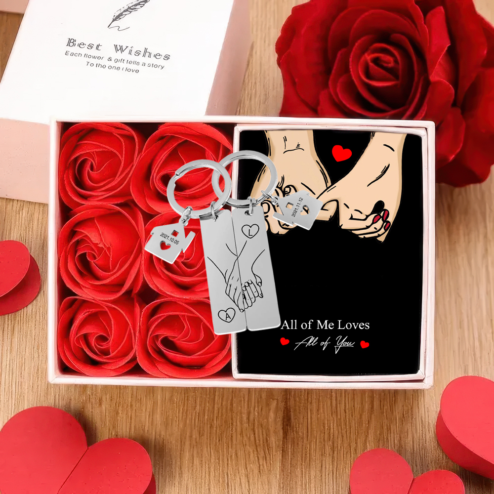 Holding Hands Couple Keychain Gift Set Personalised Date Initial Matching Couple Valentine's Day Gift