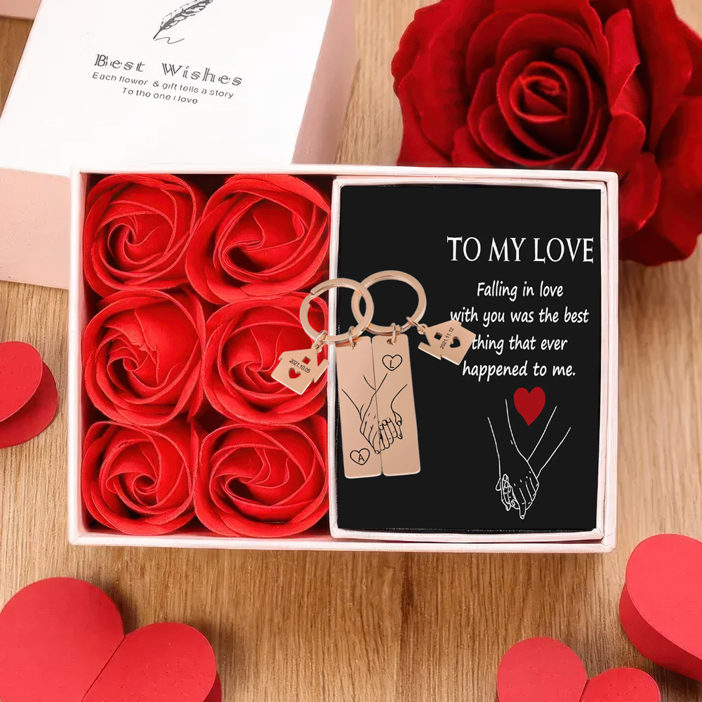 Holding Hands Couple Keychain Gift Set Personalised Date Initial Matching Couple Valentine's Day Gift