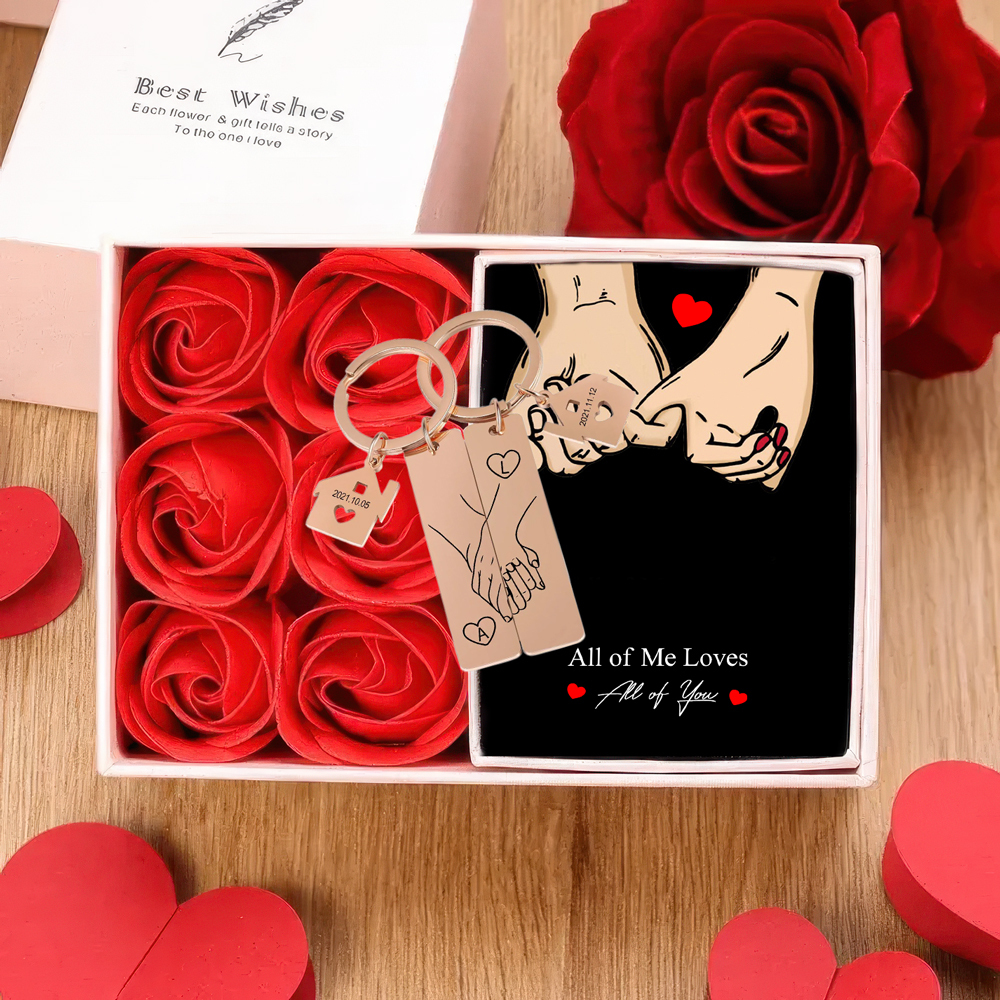 Holding Hands Couple Keychain Gift Set Personalised Date Initial Matching Couple Valentine's Day Gift