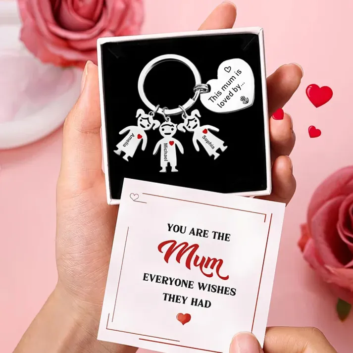 3 Names - Personalised Keychain with Kid Charm Engraved Names Keychain Mother's Day Gift for Mum