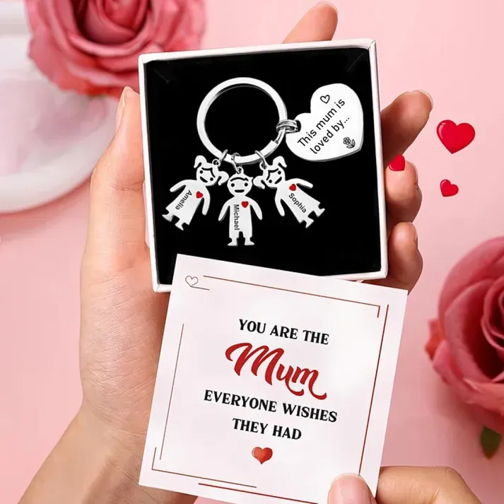 3 Names - Personalised Keychain with Kid Charm Engraved Names Keychain Mother's Day Gift for Mum