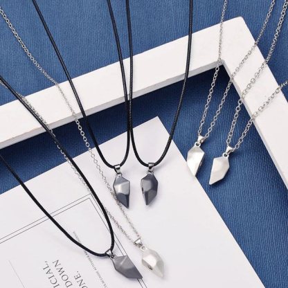 Two Souls One Heart Necklace Set Heart Matching Magnetic necklace for Couple