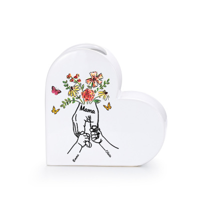 Personalised Ceramic Heart Vase with Text and 2 to 8 Names for Mum or Grandma