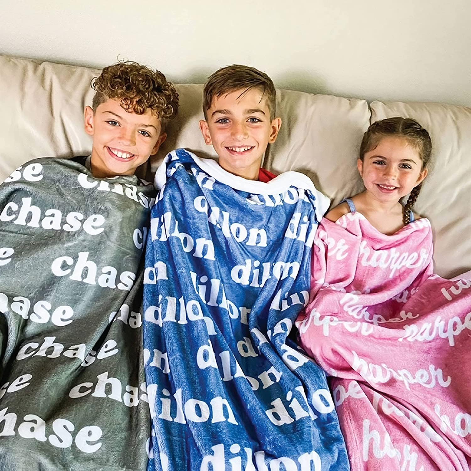 Personalised Name Flannel Blanket Custom Name Gift for Kids Family Christmas