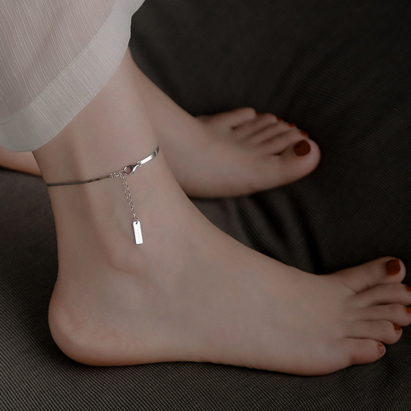 Minimalist Silver Flat Snake Chain Anklet – Sleek Ankle Bracelet for Women | Jessemade