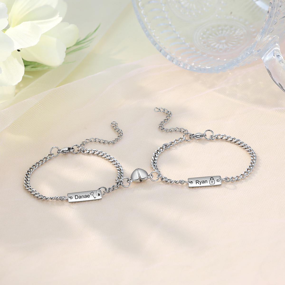 Personalized Couple Bracelet Lock and Key Magnetic Heart Valentine’s Day Gift